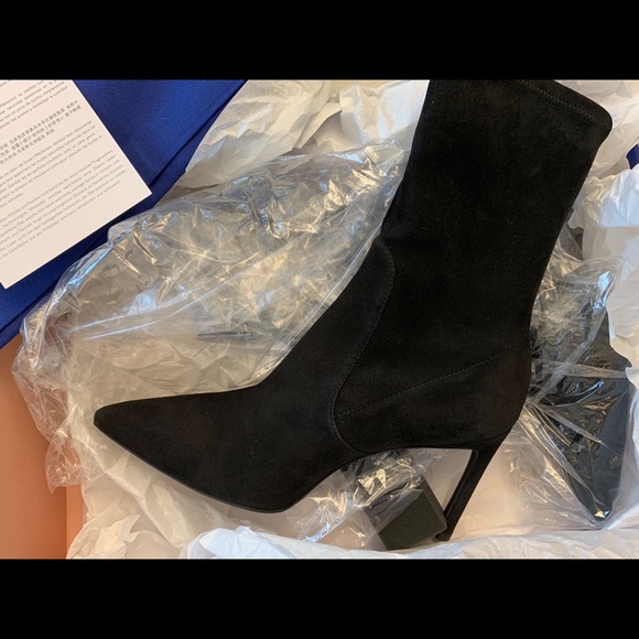 Stuart Weitzman Wren 95 Suede Ankle Boots - Picture 4 of 5